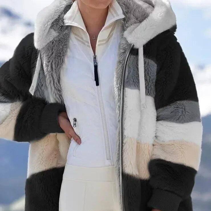 Margit™ | Chaqueta Polar de Invierno con Capucha